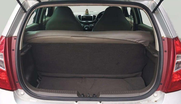 2012 Hyundai i10 MAGNA 1.1, Petrol, Manual, 78,046 km, Boot Inside