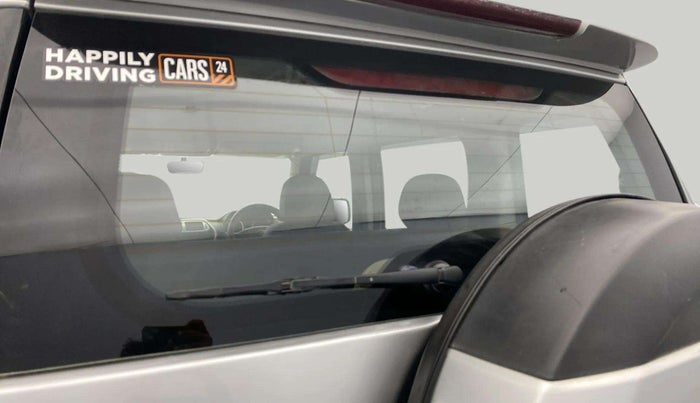 2016 Mahindra TUV300 T8, Diesel, Manual, 40,342 km, Rear Wiper