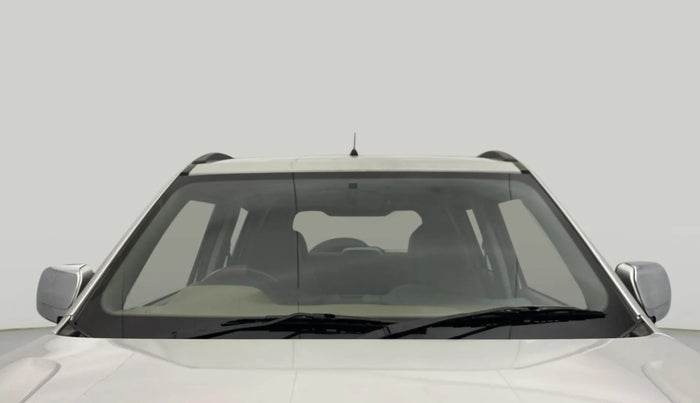 2016 Mahindra TUV300 T8, Diesel, Manual, 40,342 km, Front Windshield