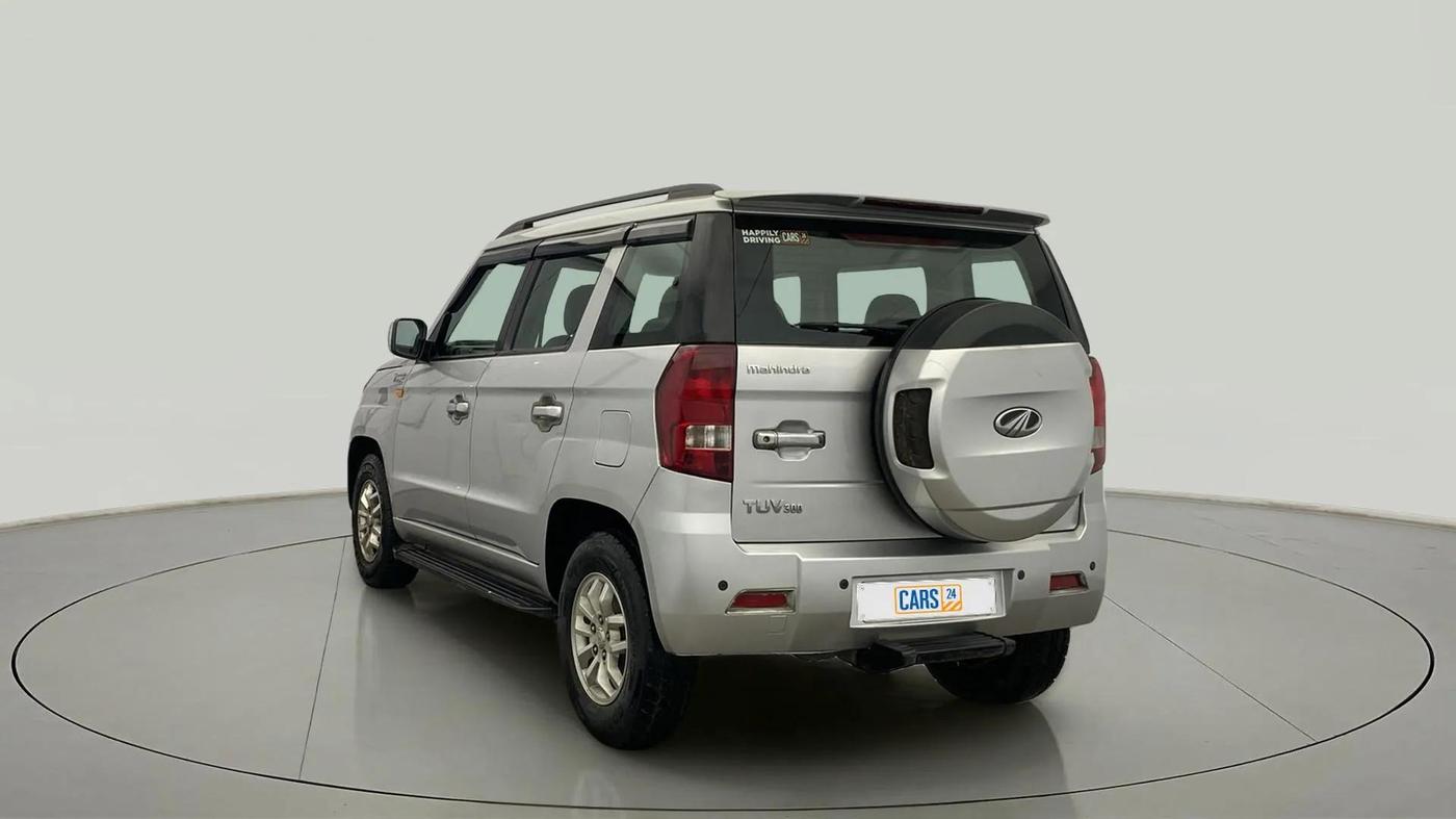 2016 Mahindra TUV300 T8, Diesel, Manual, 40,754 km, Left Back Diagonal