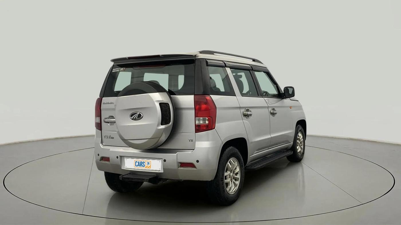 2016 Mahindra TUV300 T8, Diesel, Manual, 40,754 km, Right Back Diagonal
