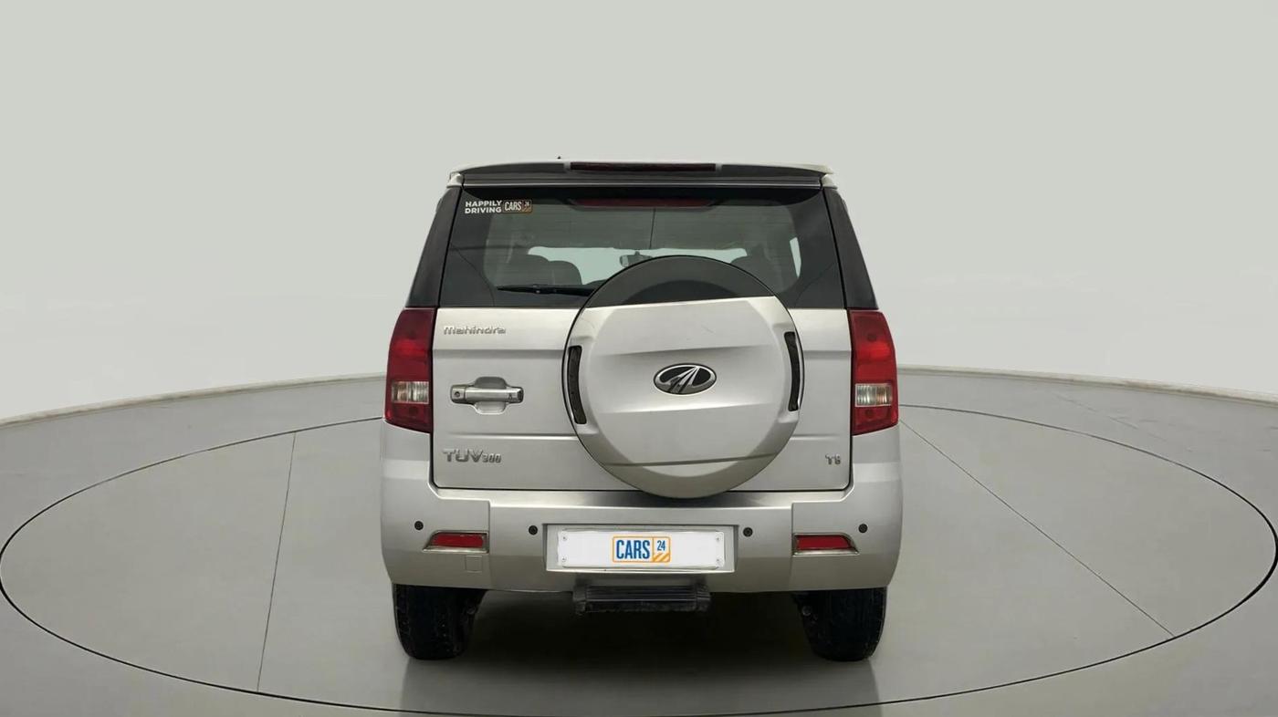 2016 Mahindra TUV300 T8, Diesel, Manual, 40,754 km, Back/Rear