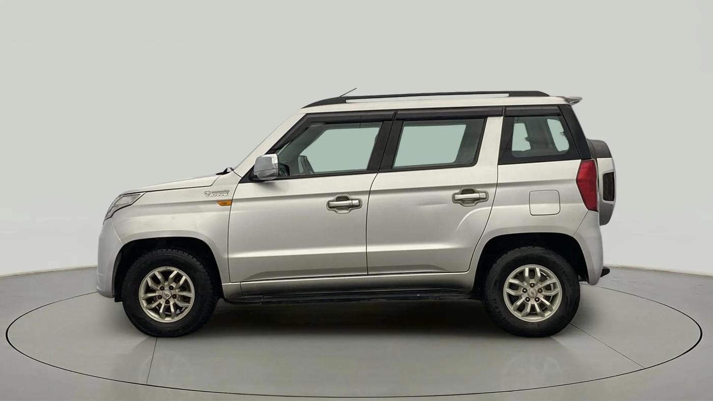 2016 Mahindra TUV300 T8, Diesel, Manual, 40,754 km, Left Side