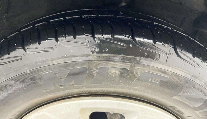 2012 Hyundai i10 MAGNA 1.1, Petrol, Manual, 45,472 km, Right Front Tyre Tread