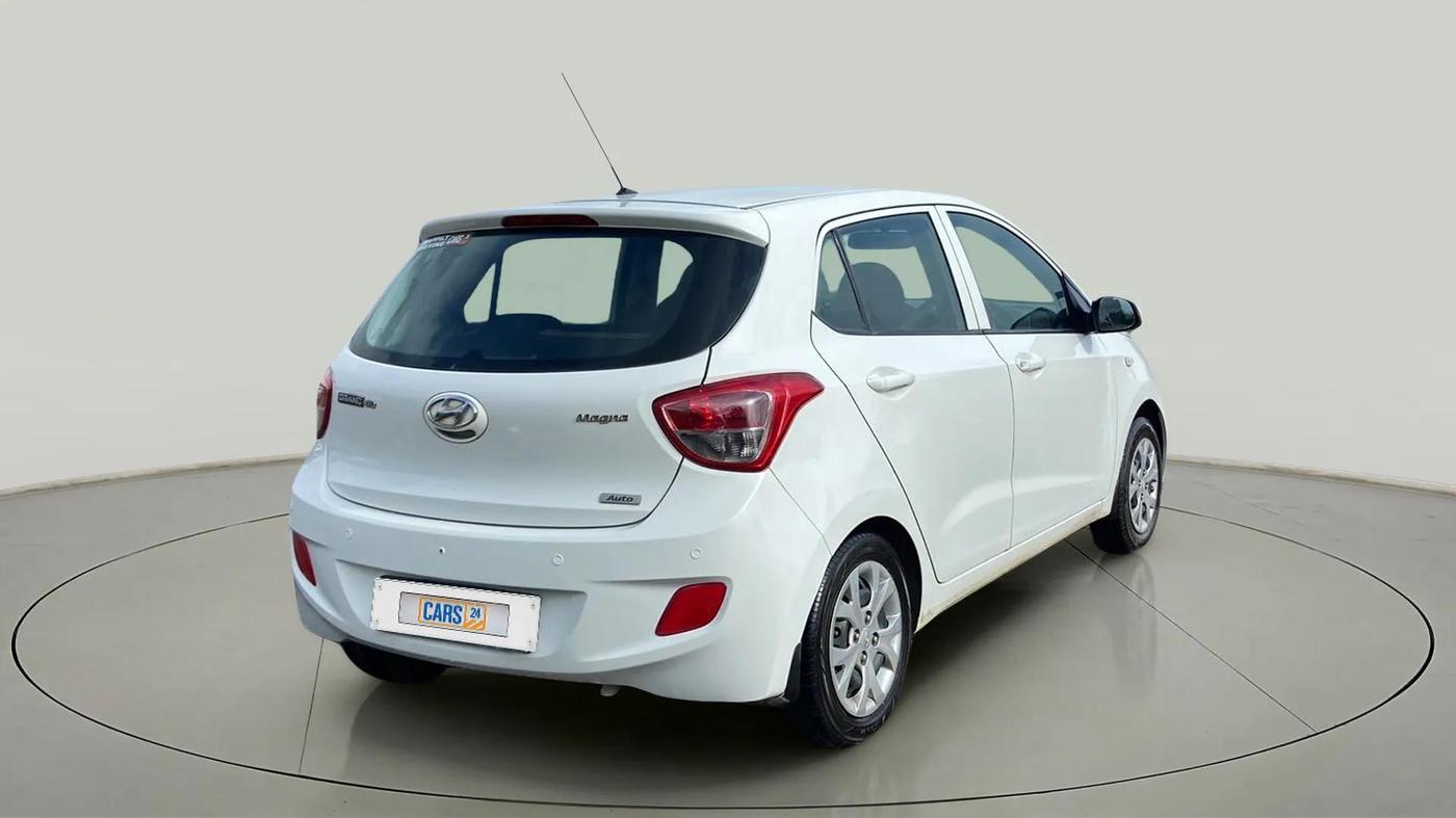 2016 Hyundai Grand i10 MAGNA AT 1.2 KAPPA VTVT, CNG, Automatic, 30,942 km, Right Back Diagonal