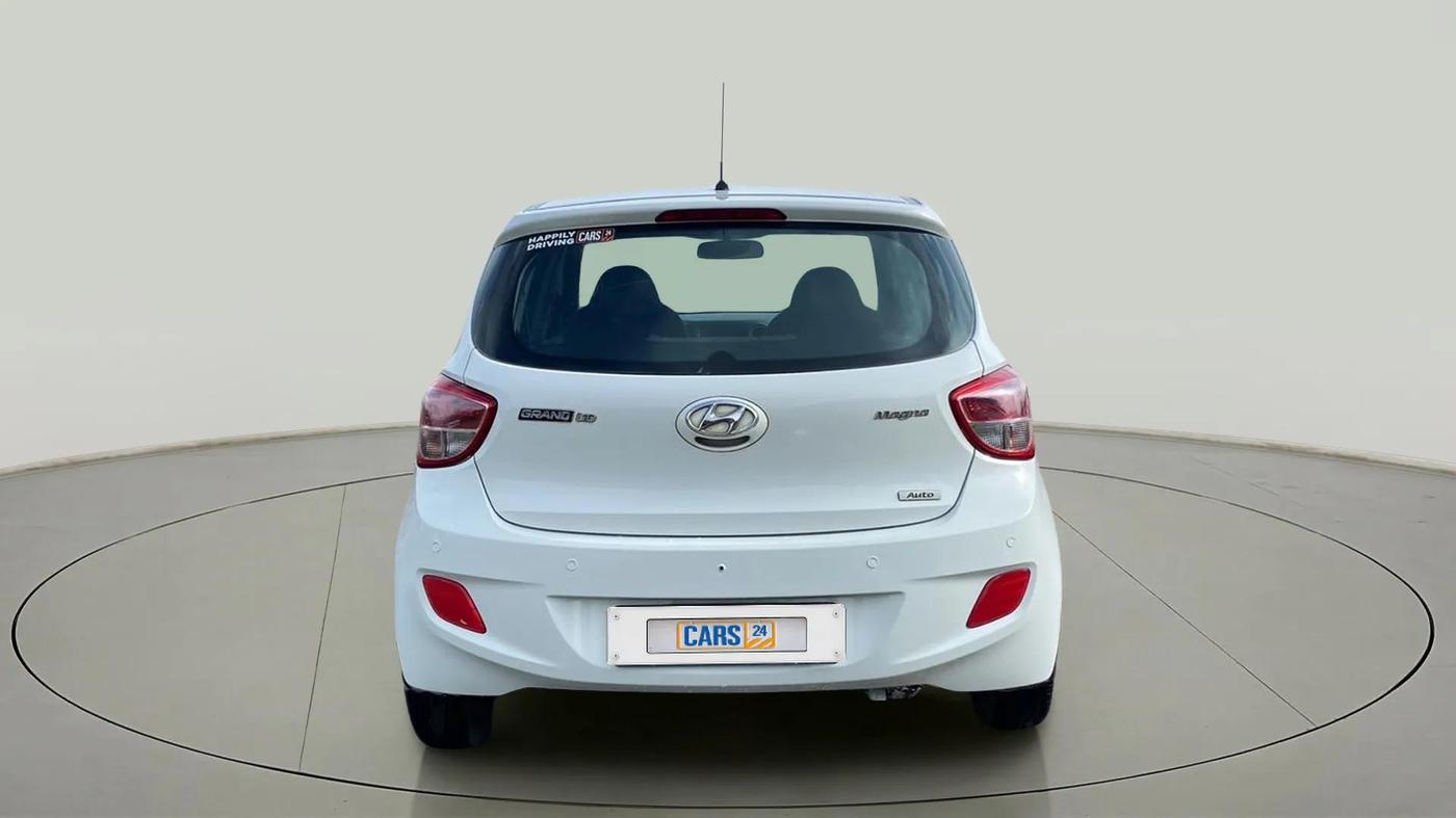 2016 Hyundai Grand i10 MAGNA AT 1.2 KAPPA VTVT, CNG, Automatic, 30,942 km, Back/Rear