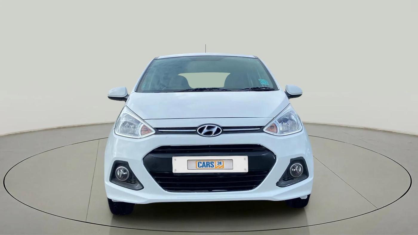 2016 Hyundai Grand i10 MAGNA AT 1.2 KAPPA VTVT, CNG, Automatic, 30,942 km, Front