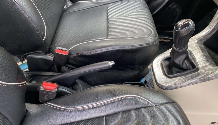 2022 Maruti New Wagon-R VXI 1.0, Petrol, Manual, 13,608 km, Gear Lever