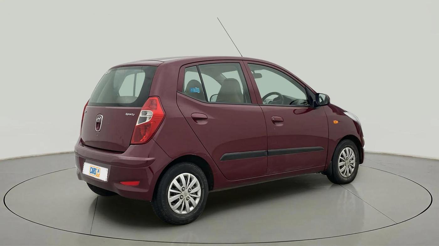 2016 Hyundai i10 SPORTZ 1.1, Petrol, Manual, 35,625 km, Right Back Diagonal