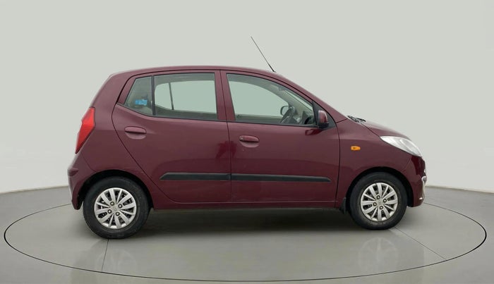 2016 Hyundai i10 SPORTZ 1.1, Petrol, Manual, 35,625 km, Right Side View