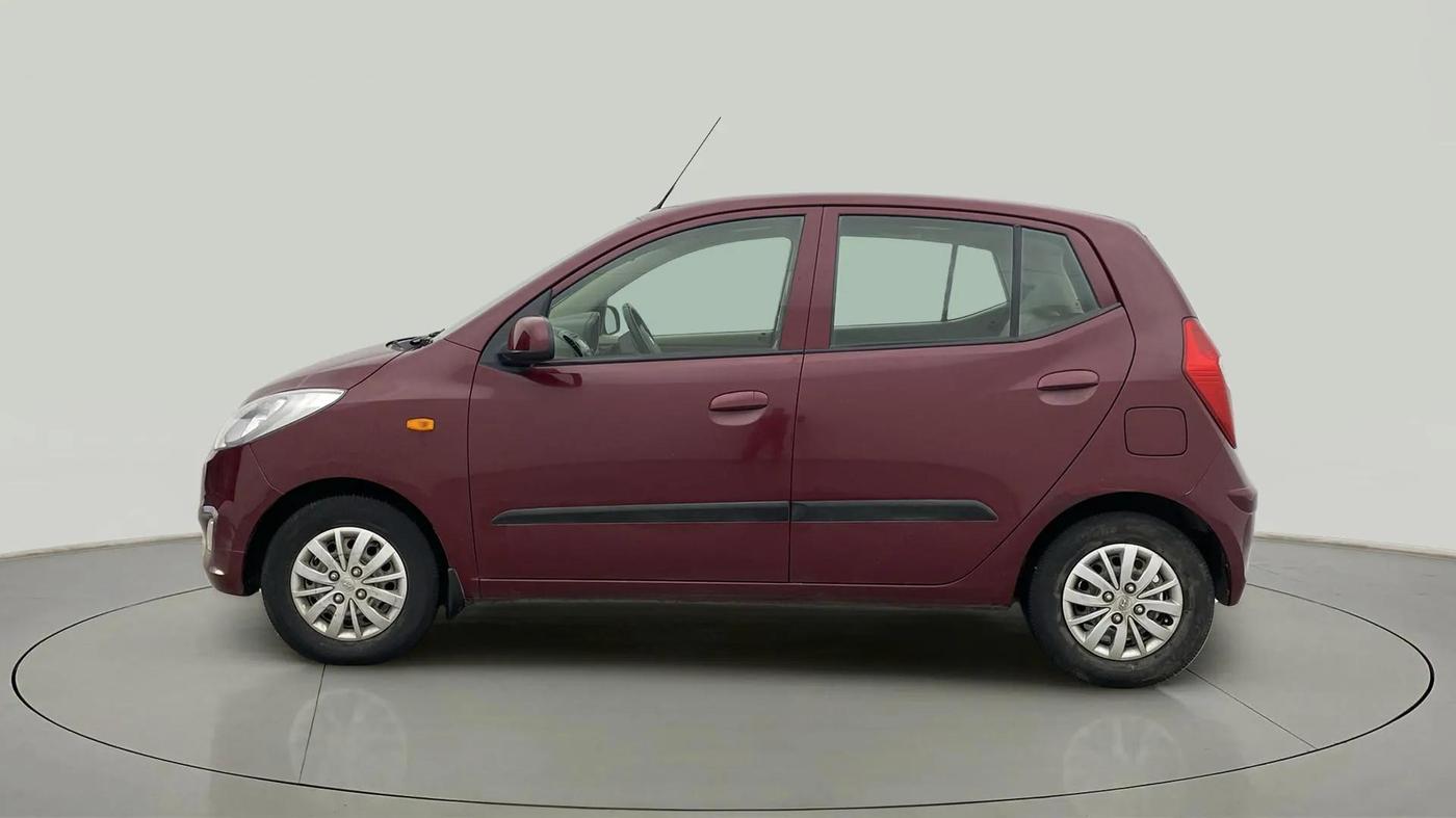 2016 Hyundai i10 SPORTZ 1.1, Petrol, Manual, 35,625 km, Left Side