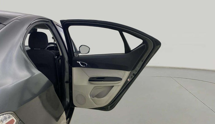 2022 Tata TIGOR XZ PLUS CNG, CNG, Manual, 33,016 km, RHS Rear Door
