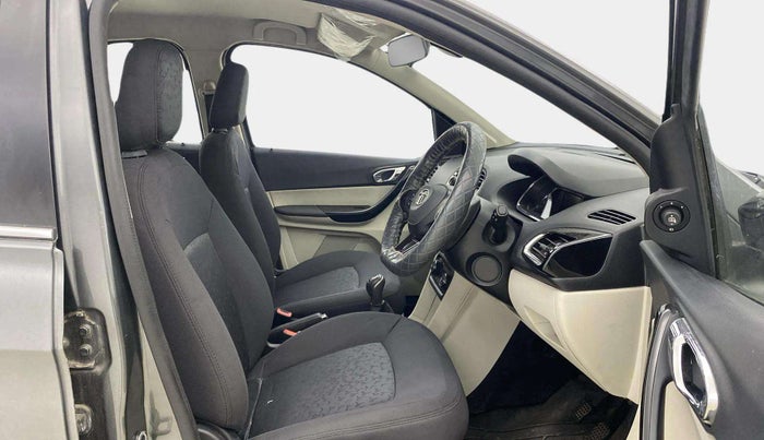 2022 Tata TIGOR XZ PLUS CNG, CNG, Manual, 33,016 km, Right Side Front Door Cabin