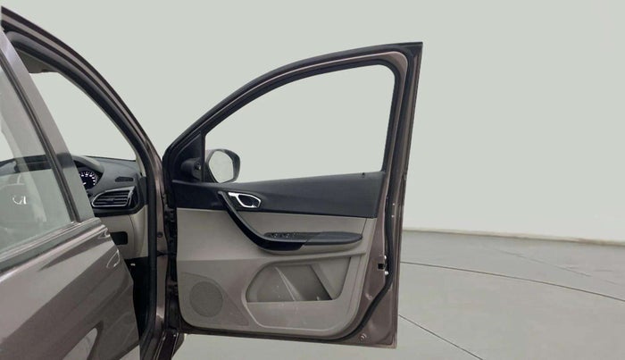 2017 Tata Tiago XZA PETROL, Petrol, Automatic, 14,500 km, RHS Front Door