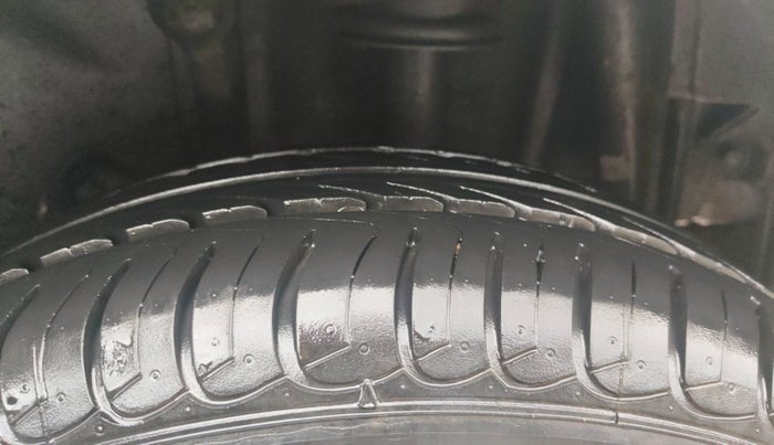 2017 Tata Tiago XZA PETROL, Petrol, Automatic, 14,500 km, Right Rear Tyre Tread