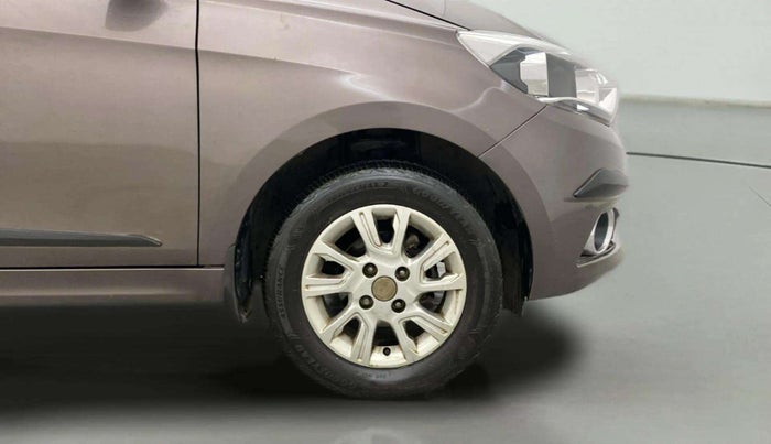 2017 Tata Tiago XZA PETROL, Petrol, Automatic, 14,500 km, Right Front Wheel
