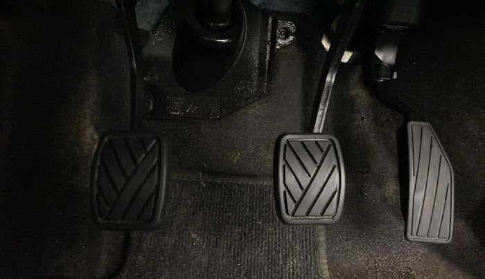 2021 Maruti IGNIS SIGMA 1.2, Petrol, Manual, 12,410 km, Pedals