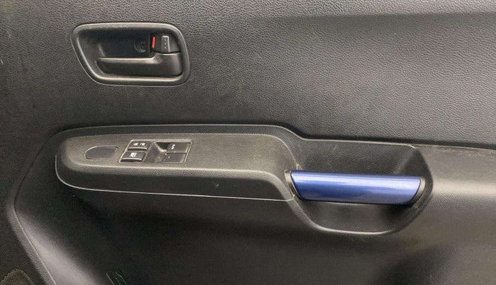 2021 Maruti IGNIS SIGMA 1.2, Petrol, Manual, 12,410 km, Driver Side Door Panels Control