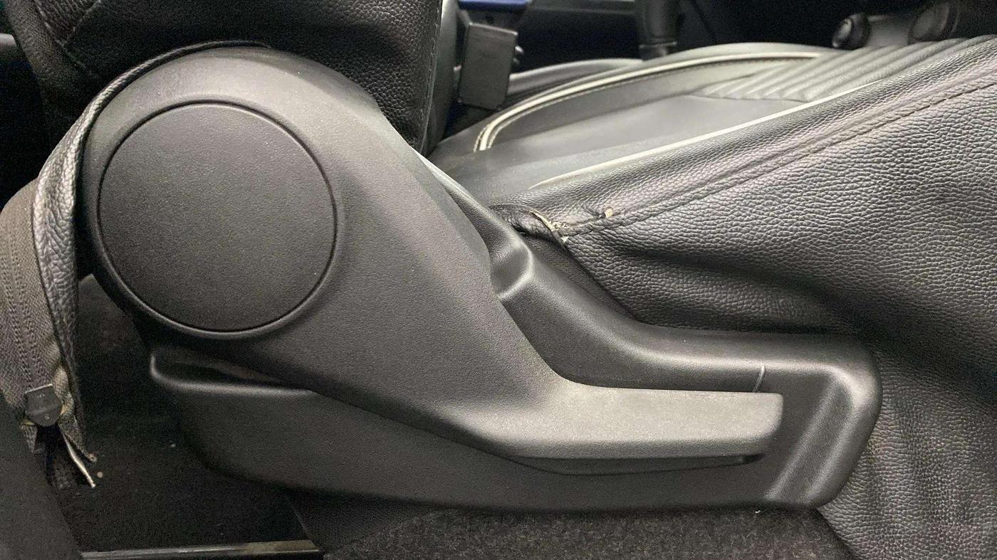 2021 Maruti IGNIS SIGMA 1.2, Petrol, Manual, 12,410 km, Driver Side Adjustment Panel