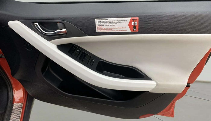 2024 Tata NEXON CREATIVE+ AMT 1.2 PETROL, Petrol, Automatic, 12,498 km, Driver Side Door Panels Control