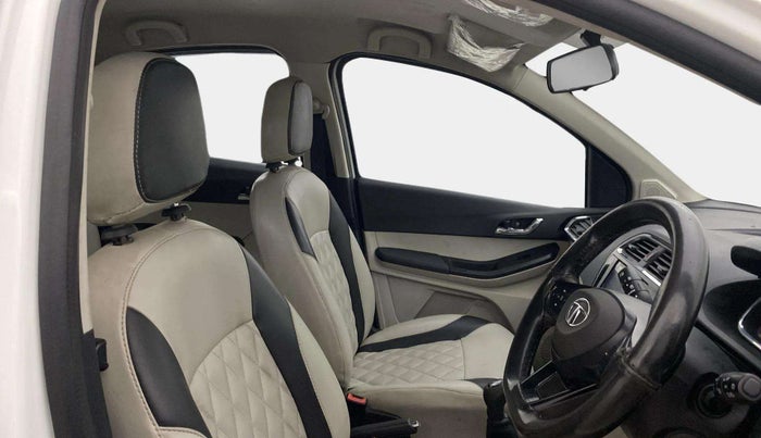 2022 Tata Tiago XZ PLUS CNG, CNG, Manual, 40,532 km, Right Side Front Door Cabin