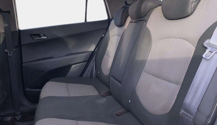 2017 Hyundai Creta SX PLUS 1.6 PETROL, Petrol, Manual, 41,368 km, Right Side Rear Door Cabin