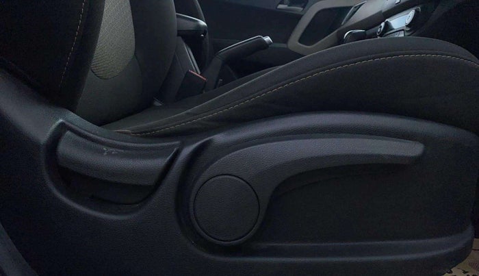 2017 Hyundai Creta SX PLUS 1.6 PETROL, Petrol, Manual, 41,368 km, Driver Side Adjustment Panel