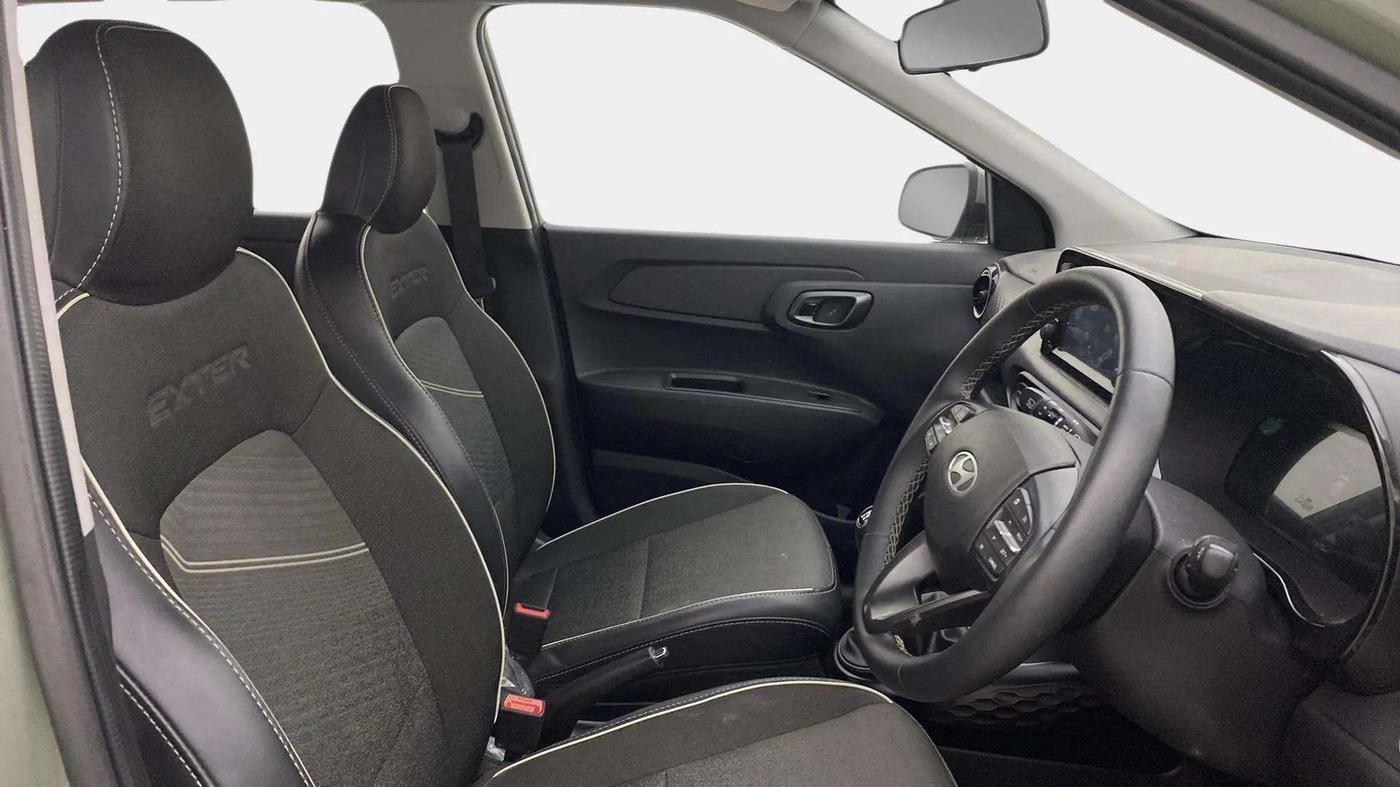 2024 Hyundai EXTER SX(O), Petrol, Manual, 12,699 km, Right Side Front Door Cabin