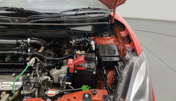 2023 Maruti Swift ZXI PLUS AMT DUAL TONE, Petrol, Automatic, 40,667 km, Engine View - Left