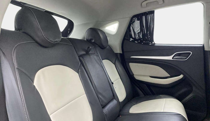 2022 MG ASTOR SUPER 1.5 CVT, Petrol, Automatic, 10,633 km, Right Side Rear Door Cabin