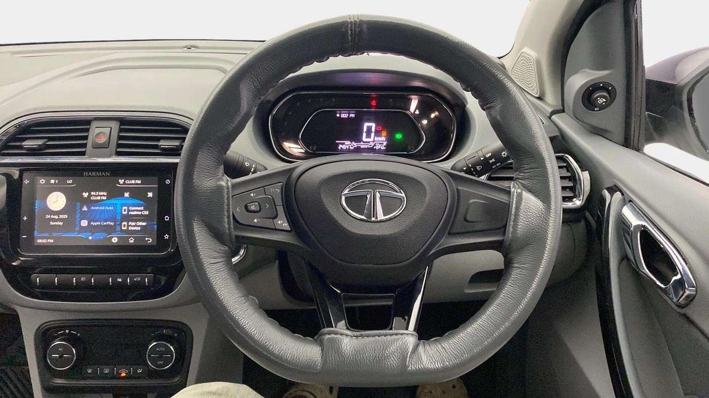 2021 Tata TIGOR XZ PLUS PETROL, Petrol, Manual, 24,543 km, Steering Wheel Close Up