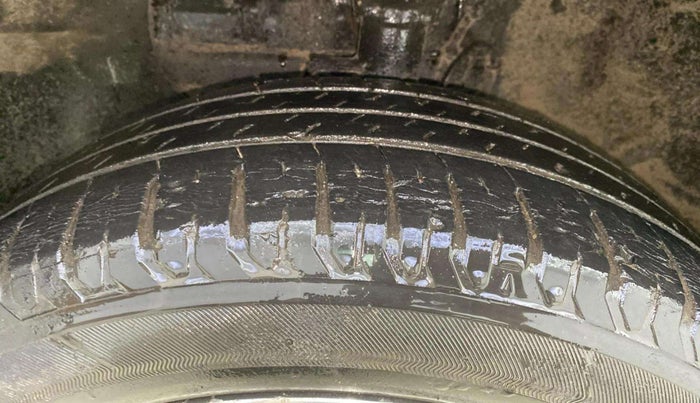 2017 Hyundai i20 Active 1.2 SX, Petrol, Manual, 45,038 km, Left Front Tyre Tread