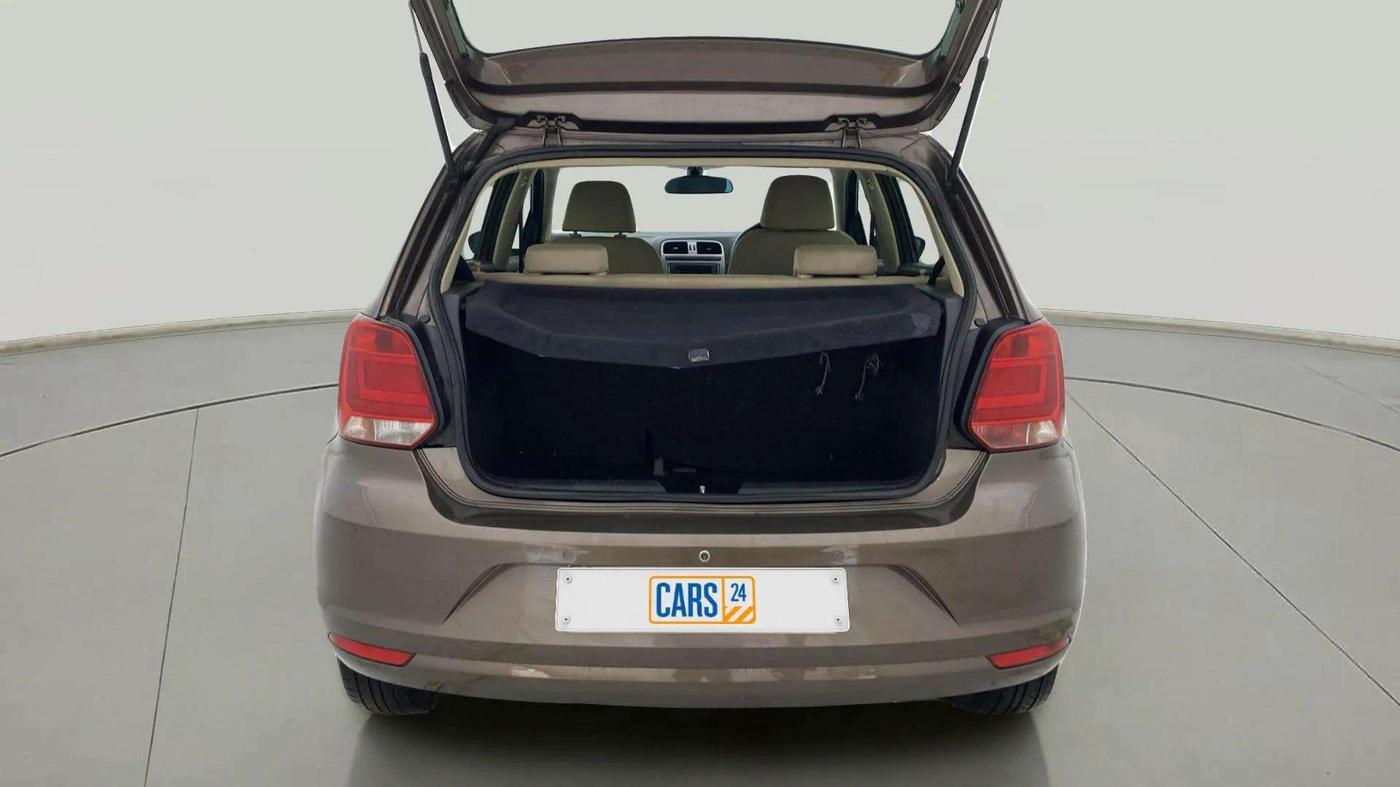 2016 Volkswagen Polo HIGHLINE1.2L, Petrol, Manual, 78,212 km, Boot Open Zoomed View