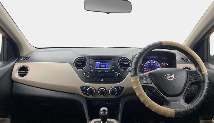 2015 Hyundai Grand i10 SPORTZ 1.2 KAPPA VTVT, Petrol, Manual, 75,113 km, Dashboard