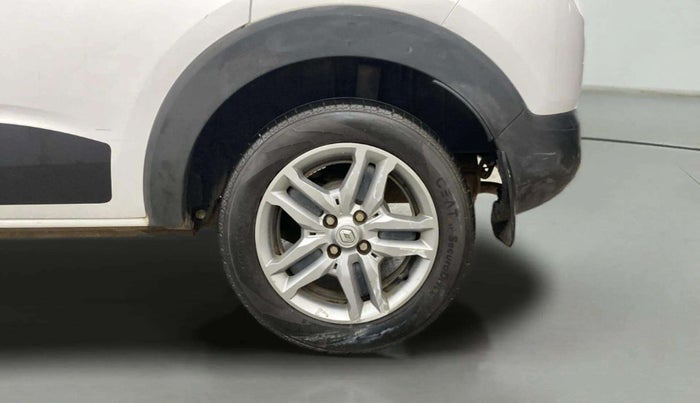 2020 Renault TRIBER RXZ, Petrol, Manual, 16,158 km, Left Rear Wheel