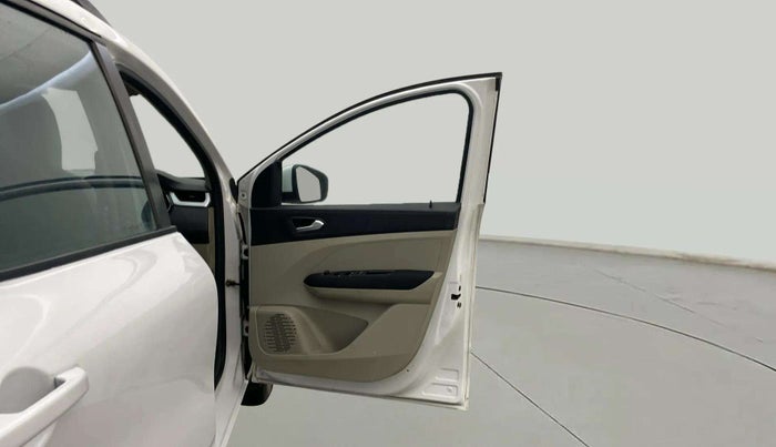 2020 Renault TRIBER RXZ, Petrol, Manual, 16,158 km, RHS Front Door
