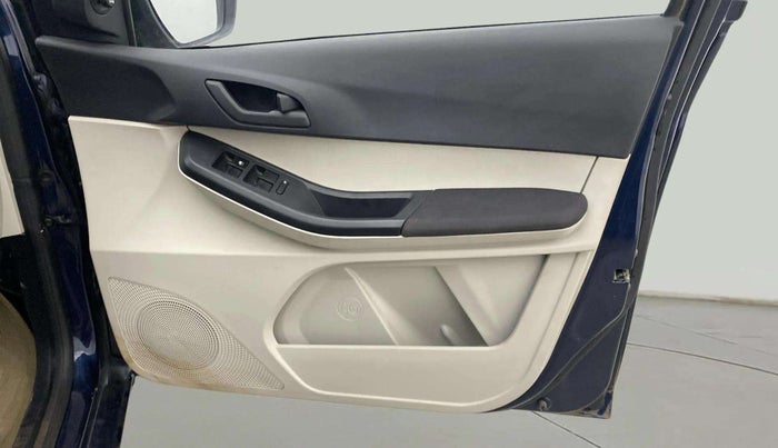 2023 Tata TIGOR XZ CNG, CNG, Manual, 34,319 km, Driver Side Door Panels Control