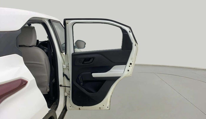 2023 Tata PUNCH PURE MT CNG, CNG, Manual, 24,800 km, RHS Rear Door