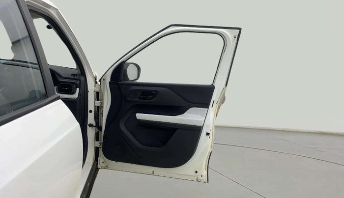 2023 Tata PUNCH PURE MT CNG, CNG, Manual, 24,800 km, RHS Front Door