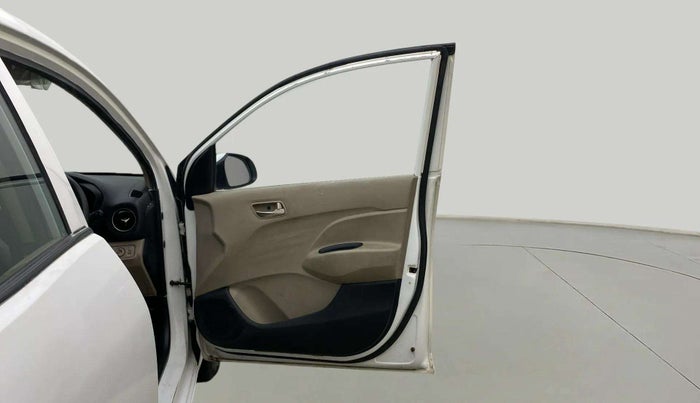 2018 Hyundai NEW SANTRO SPORTZ AMT, Petrol, Automatic, 49,946 km, RHS Front Door