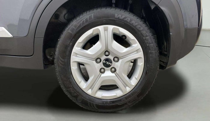 2023 KIA SONET HTK PLUS 1.2, Petrol, Manual, 11,245 km, Left Rear Wheel