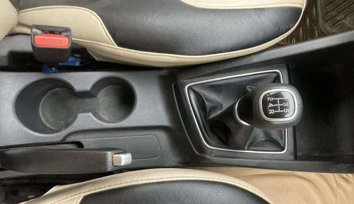 2015 Hyundai Elite i20 ASTA 1.2, Petrol, Manual, 70,086 km, Gear Lever
