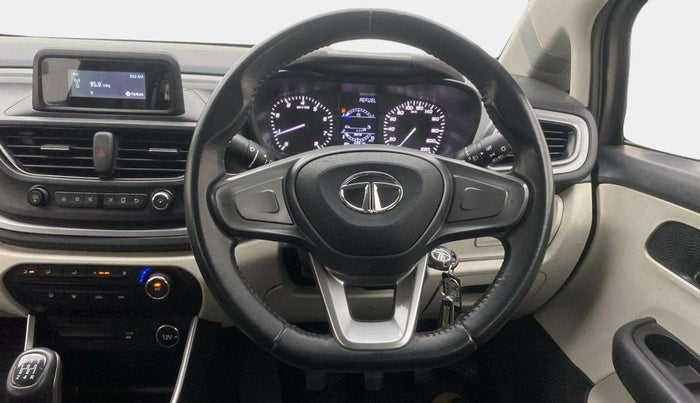 2023 Tata ALTROZ XE PLUS DIESEL, Diesel, Manual, 23,792 km, Steering Wheel Close Up