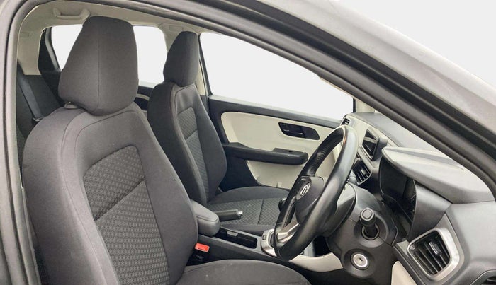 2023 Tata ALTROZ XE PLUS DIESEL, Diesel, Manual, 23,792 km, Right Side Front Door Cabin