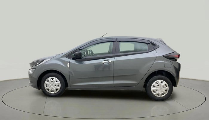 2023 Tata ALTROZ XE PLUS DIESEL, Diesel, Manual, 23,792 km, Left Side