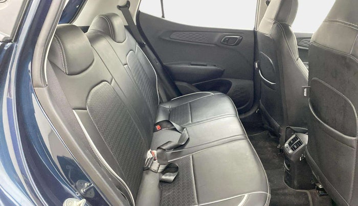 2022 Hyundai GRAND I10 NIOS MAGNA CORPORATE EDITION 1.2 KAPPA VTVT, Petrol, Manual, 30,198 km, Right Side Rear Door Cabin