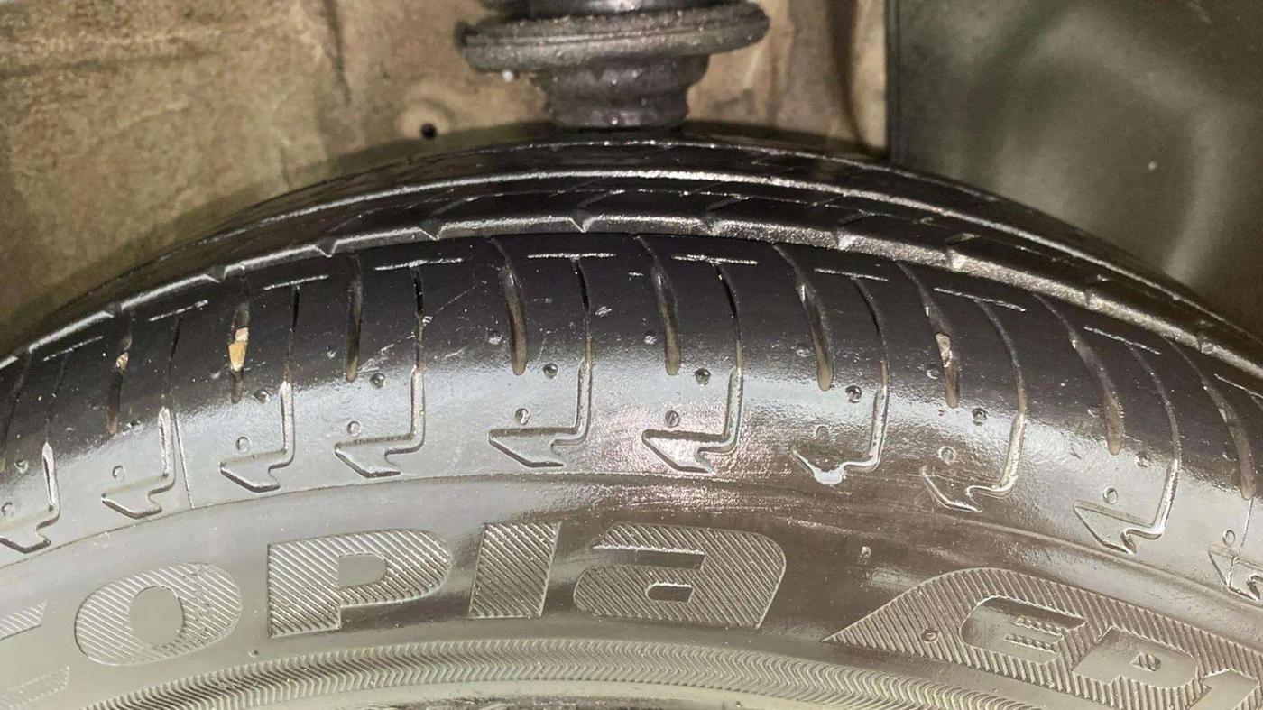 2019 Maruti IGNIS ZETA 1.2 AMT, Petrol, Automatic, 4,894 km, Right Front Tyre Tread