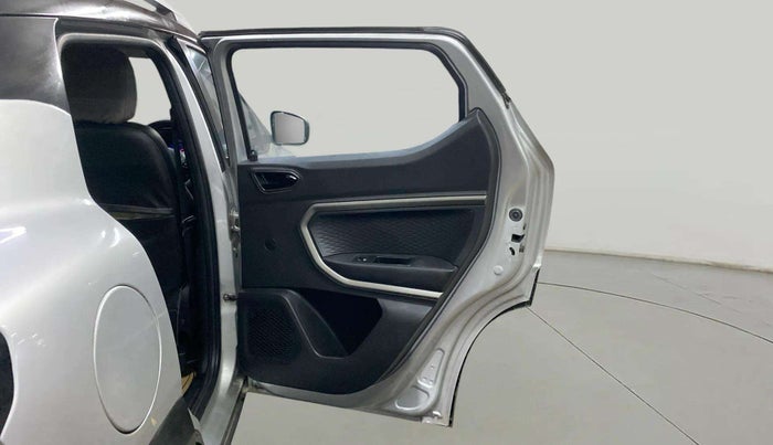 2021 Renault Kiger RXZ AMT DUAL TONE, Petrol, Automatic, 33,349 km, RHS Rear Door