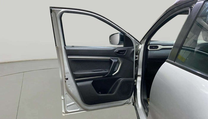 2021 Renault Kiger RXZ AMT DUAL TONE, Petrol, Automatic, 33,349 km, LHS Front Door