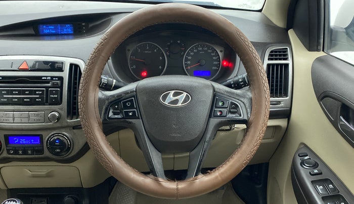 2014 Hyundai i20 SPORTZ 1.4 CRDI, Diesel, Manual, 78,423 km, Steering Wheel Close Up